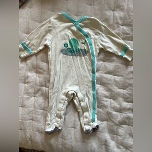 Bundle of 4 zip & snap sleepers - Hanna Anderson, Babysoy and Burt’s Bees